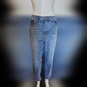 💙 33. Torrid Size 18R Blue Jeans